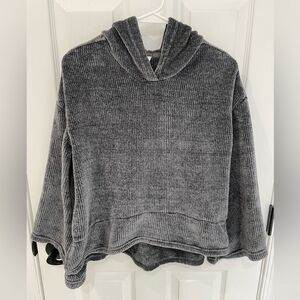 Gilligan & O’Malley Soft Gray Lounge Wear Hoodie Sweatshirt Bell Sleeve Size S